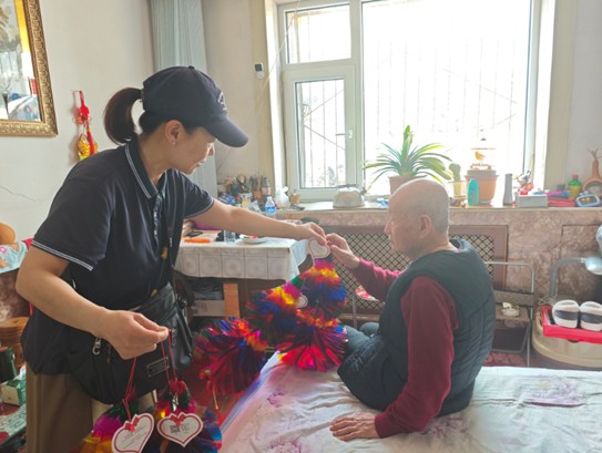 端午送福禄 服务暖人心